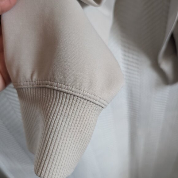 Lululemon Softstreme Turtleneck Pullover White Opal Size 4 Athleisure Neutral - Picture 5 of 15